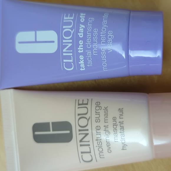 Clinique Mini Travel Size Skin Care Trio Brand New Never Used 30ml Each - Picture 9 of 12